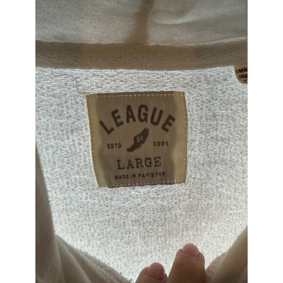 White WISCONSIN BADGERS HOODED SWEATSHIRT
League Collegiate
Large
MSRP $65 - Picture 4 of 5